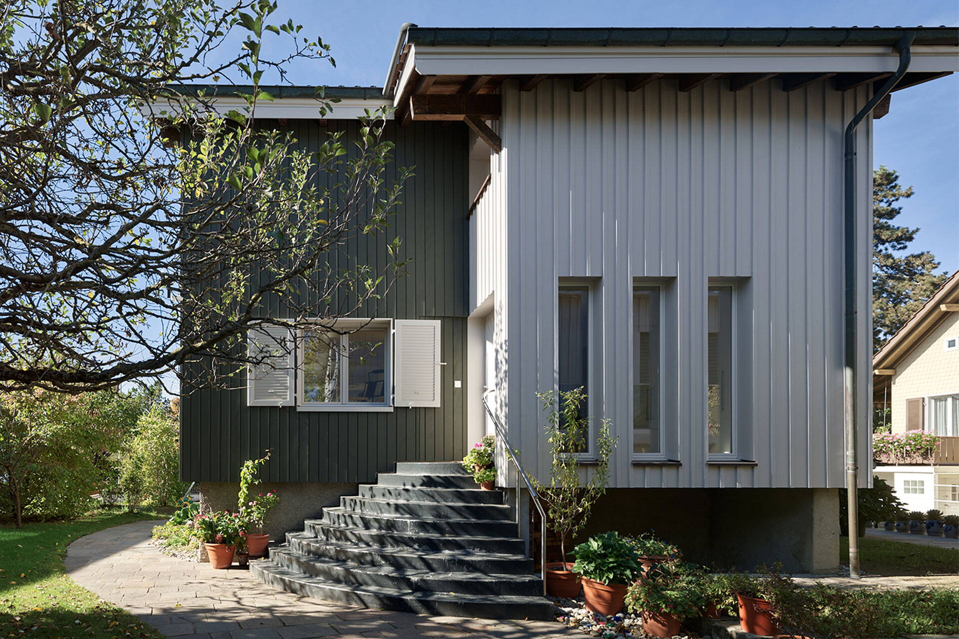 arba_attikerstrasse_fassade_1.jpg Zoom: arba_attikerstrasse_fassade_1.jpg