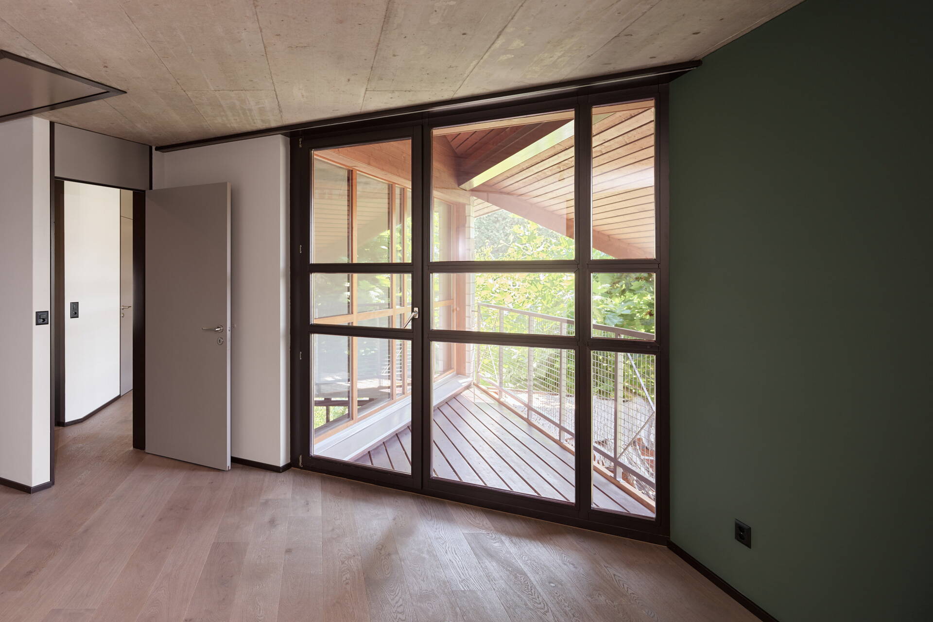 arba_rossweid_balkon_1.jpg Zoom: arba_rossweid_balkon_1.jpg