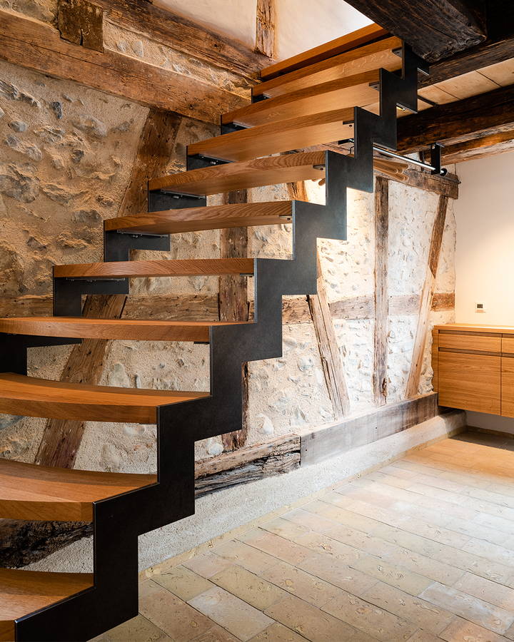 arba_renovation_metalltreppe.jpg arba_renovation_metalltreppe.jpg