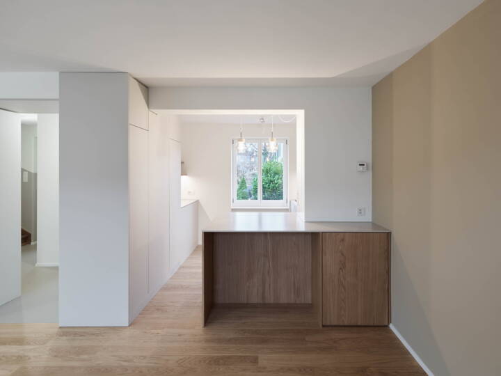 250314_winterthur_eigenheimweg57_4522_a5-05mp.jpg wohnzimmer_stukaturen